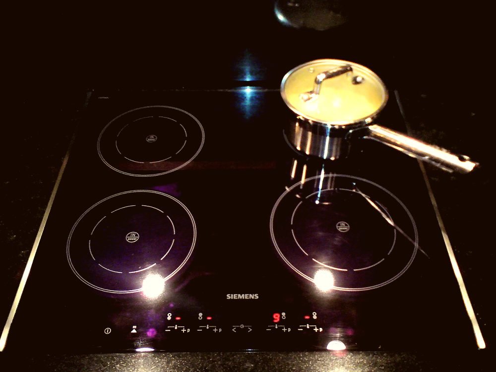 Induction Cooktop repaired by KitchenMend in Chennai