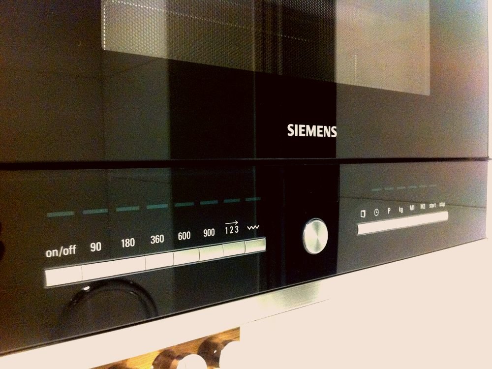 Microwave Oven repaired by KitchenMend in Chennai